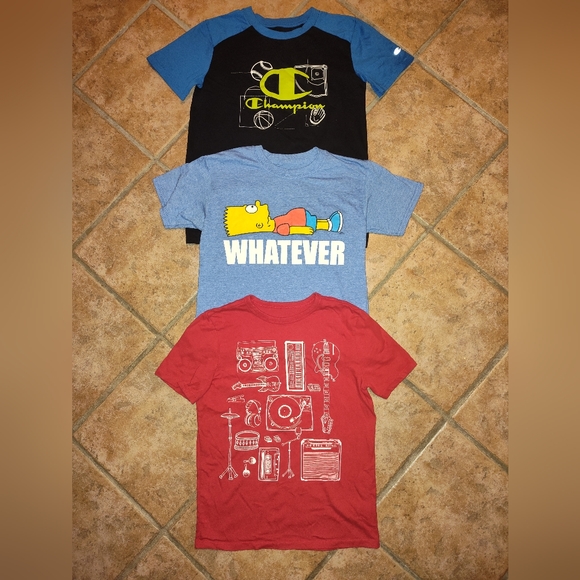 Random tees, boys size L t-shirt bundle - Picture 1 of 4